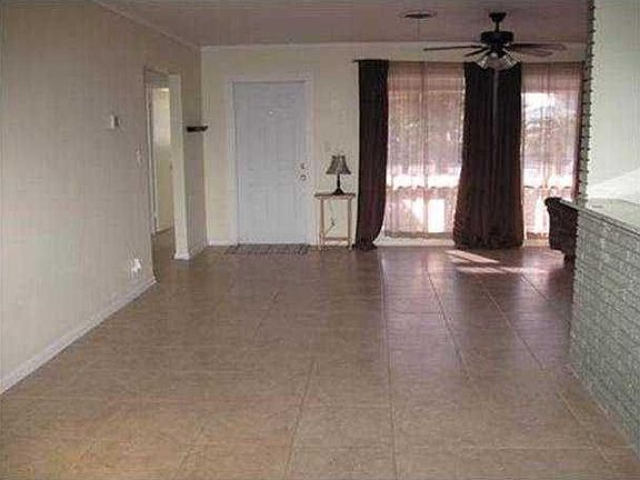 3rd image of 5740 NE 18th Avenue