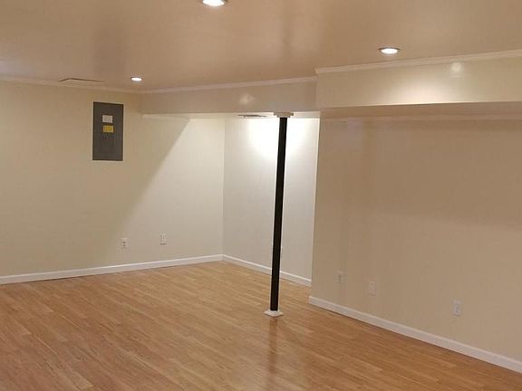 5th image of 413 Darby Ln