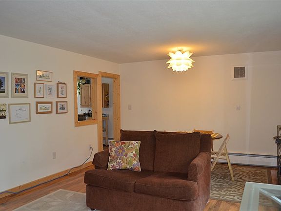 4th image of 1025 Lathrop St