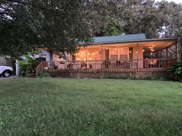 2058 Jefferson Rd, Smithville, TN 37166