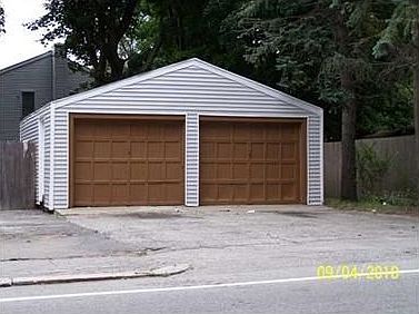 2nd image of 177 Killingly St