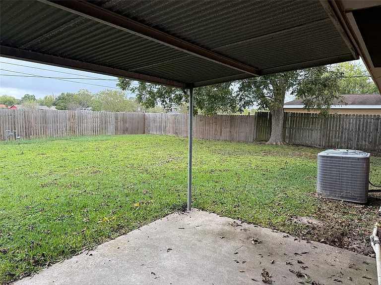 216 Schilling St — Photo 14