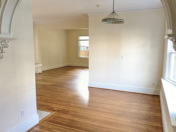 3rd image of 177 Bryant St