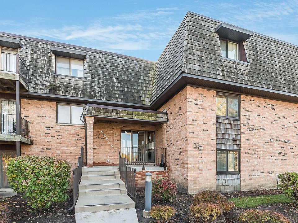 1st image of 7 Oak Creek Dr APT 2702