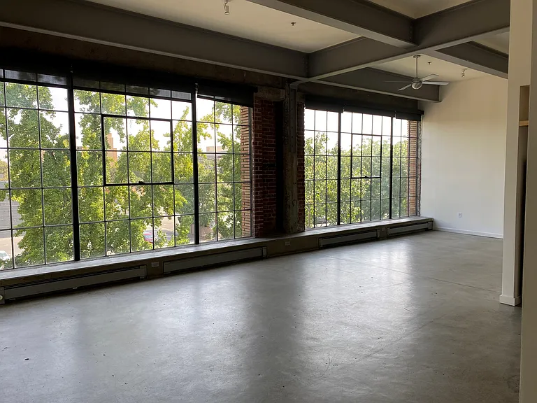 1530 J St #340 — Photo 2