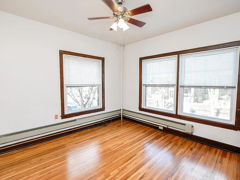 Grand Place Apartments — Photo 9