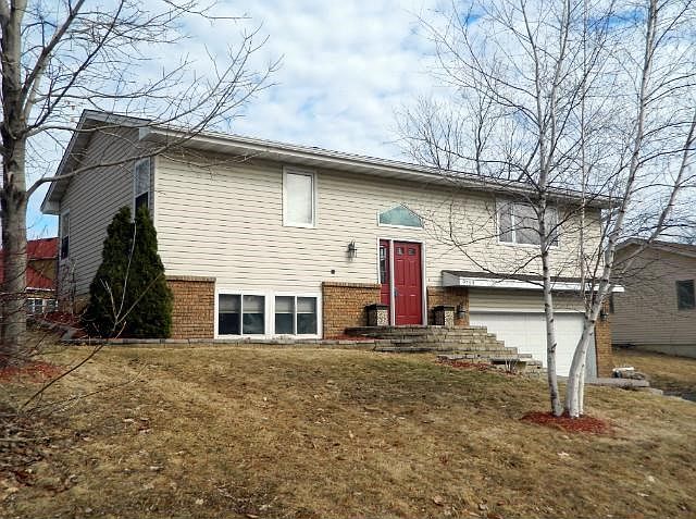 Welcome to 9750 64th Place Maple Grove. Great home located close to Eagle Lake, parks and walking trails.