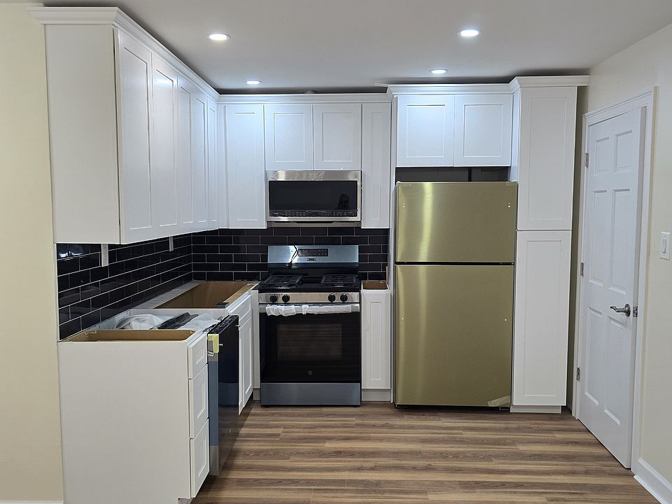 1st image of 77-10 25th Ave #2