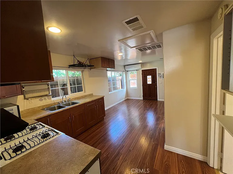 4727 Milne Dr — Photo 4