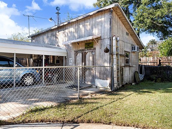 3rd image of 8229 Monticello Dr