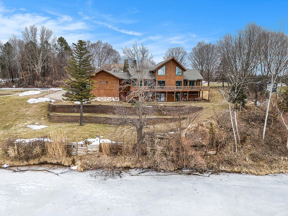 1st image of 3691 N Lake Harbor Dr