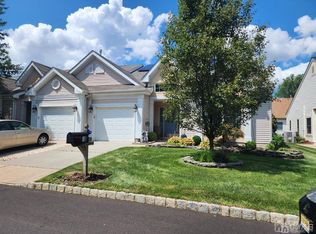 10 Wellfleet St, Monroe Township, NJ 08831
