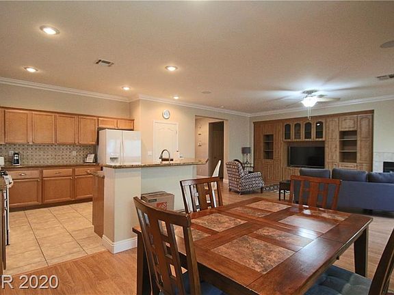 4th image of 4033 Autumndale Ave