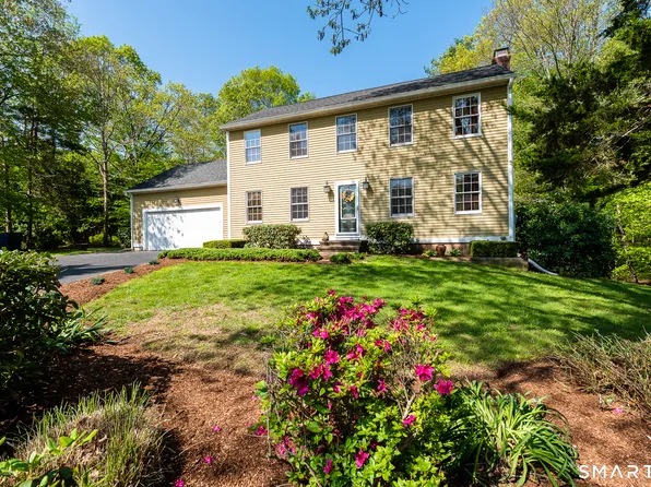 93 Heatherwood Drive, Colchester, CT 06415