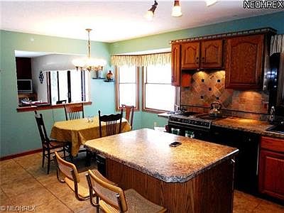 4th image of 9447 Stover Ln