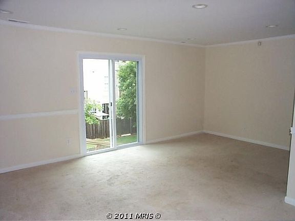 4th image of 4106 Pleasant Meadow Ct