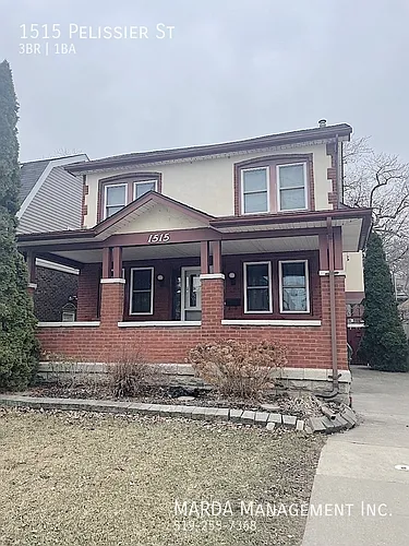 1515 Pelissier St Photo 1