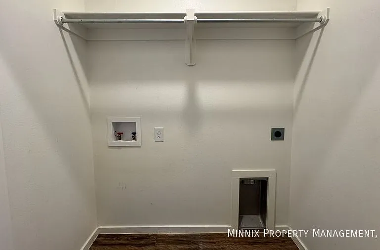 2120 N Jayton Ave #A — Photo 10
