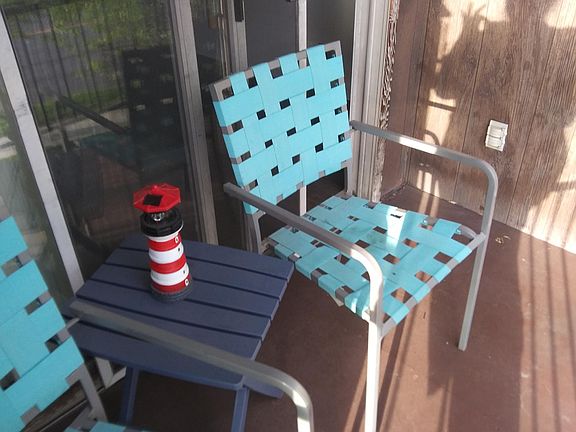 3rd image of 1135 Western Ave #4