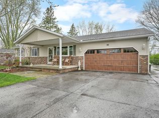 92 Michigan Ave, Marysville, MI