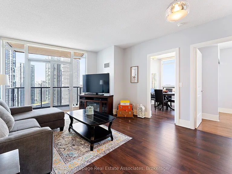 330 Burnhamthorpe Rd W #2604 — Photo 7