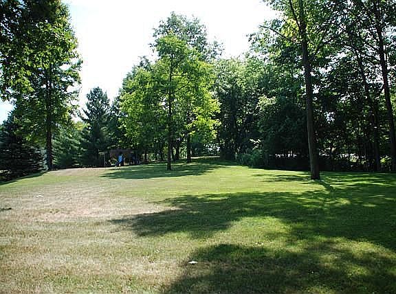 1.1 acres of park-like paradise!