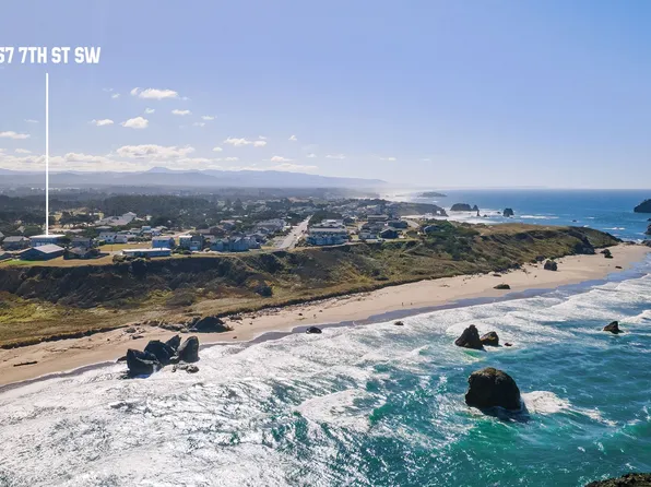 1257 7th St SW, Bandon, OR 97411