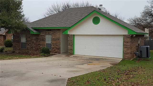 1st image of 1016 Brittany Dr
