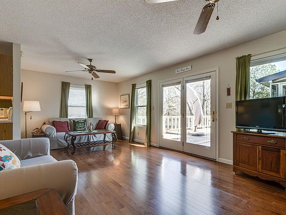 5th image of 356 Hillwood Dr