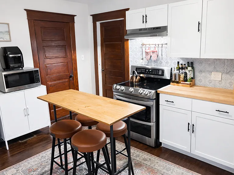 813 E Park Ave #B — Photo 9
