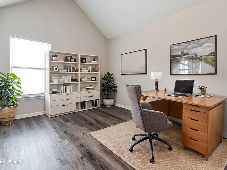3038 Summer Breeze Dr — Photo 15