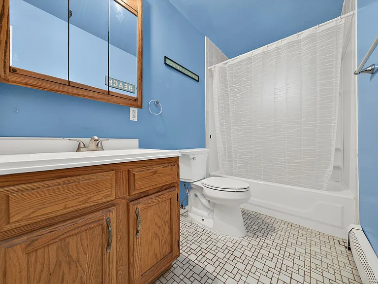 76 Maureen Dr — Photo 30