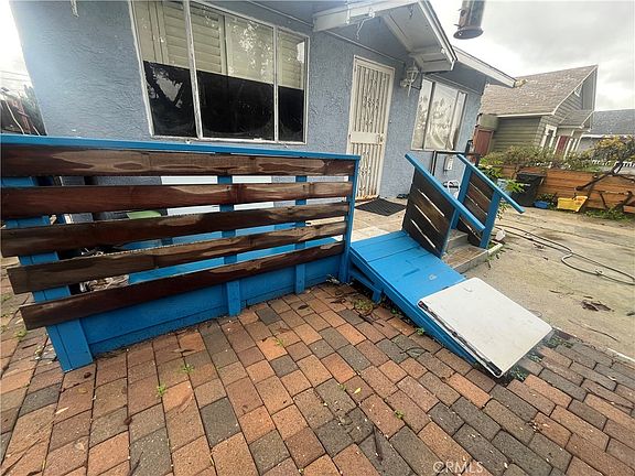2nd image of 5208-5210 Lincoln Ave