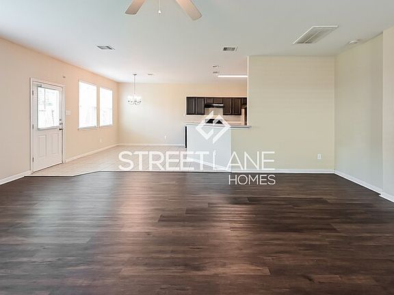 3rd image of 18707 Walden Glen Cir