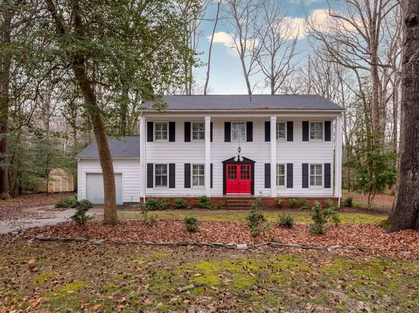 100 Greenwood Dr, Williamsburg, VA 23185