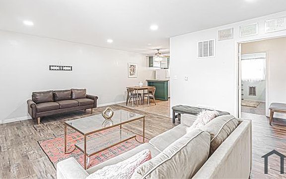 4th image of 4505 Santa Rosalia Dr #14