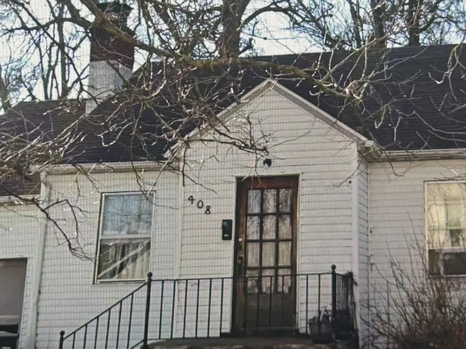 408 E Missouri St