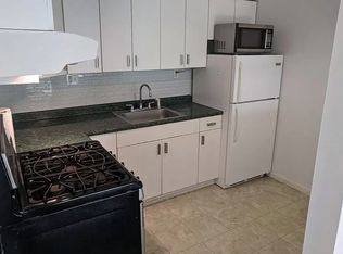 10-39 48th Ave #4, Long Island City, NY 11101