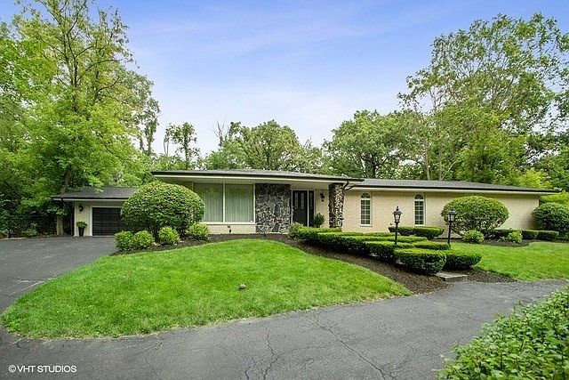 1st image of 9018 Hillcrest Ln