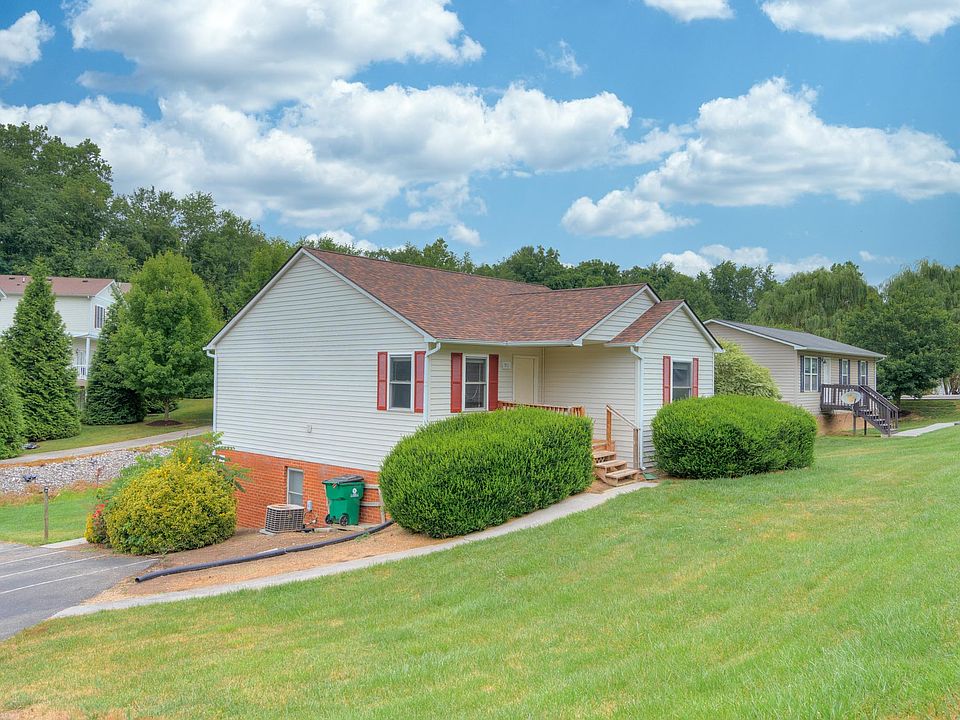 1st image of 913 Giles Rd