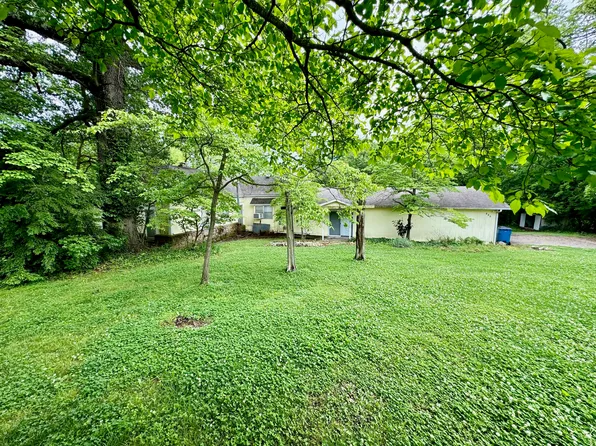 804 Cleveland Street, Seneca, MO 64865