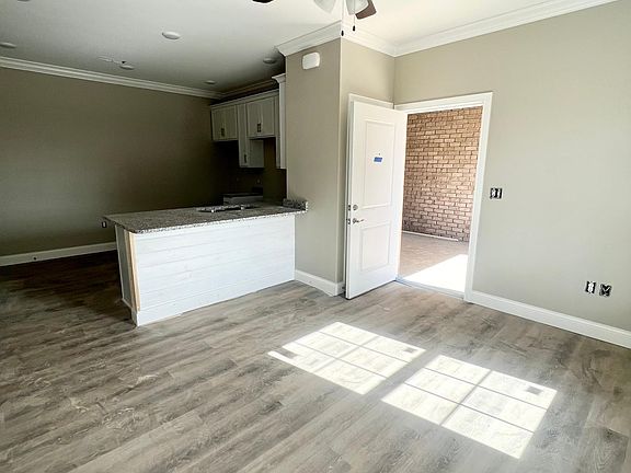 3rd image of 2183 Prospect Ln #1411