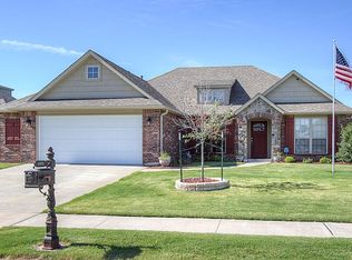 1601 W Birmingham St, Broken Arrow, OK 74011
