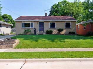 3697 Prospect St, Mogadore, OH 44260