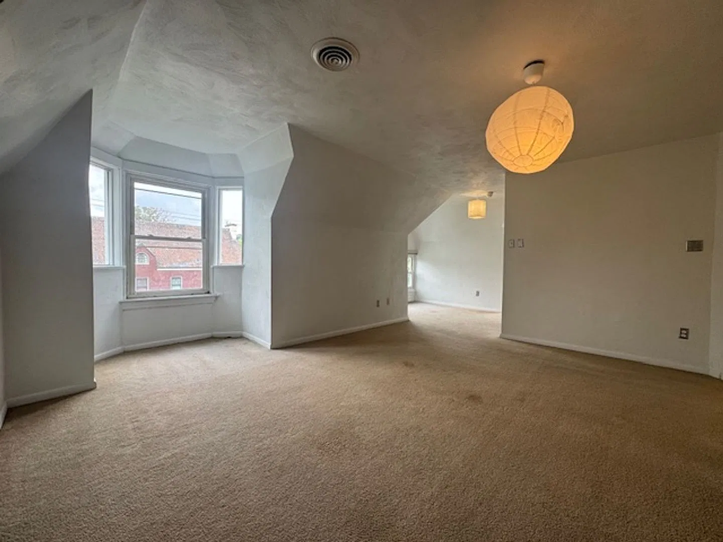 333 Morewood Avenue — Photo 3