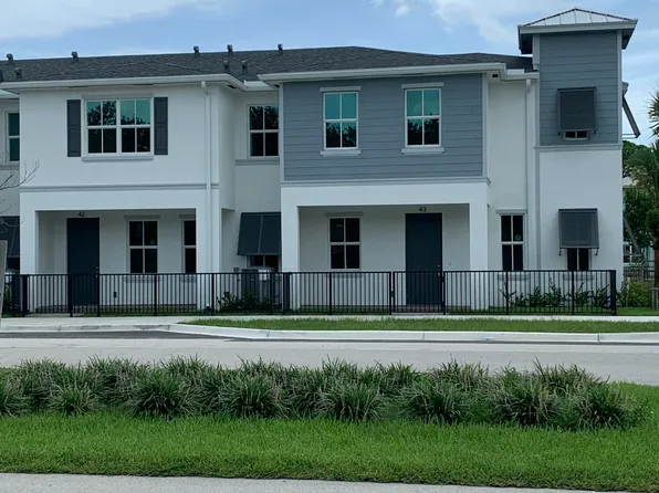 747 SE Central Parkway #42, Stuart, FL 34994