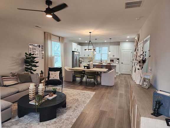4th image of 5150 Adairview Cir #4775-A