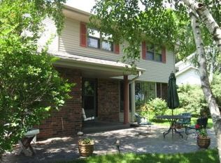 W74N837 Poplar St, Cedarburg, WI 53012