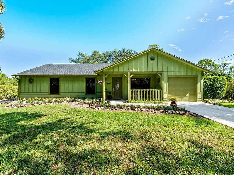 11989 Persimmon Blvd — Photo 1