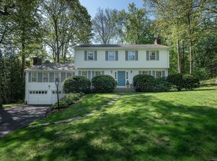 15 Saxon Rd, Madison, CT 06443